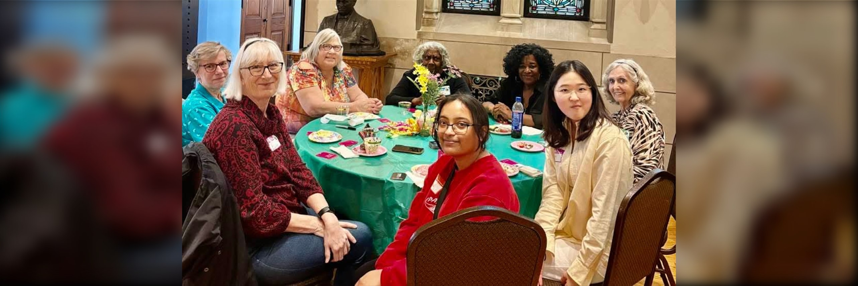 indoor-luncheon